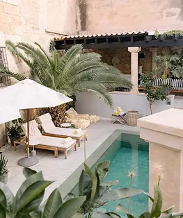 Concepcio_Pool_6.jpg.webp
